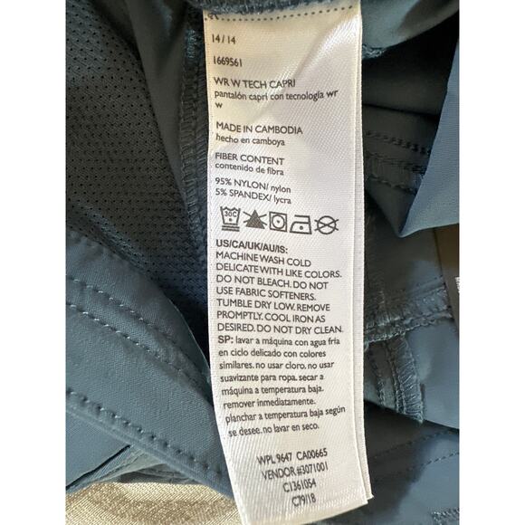 Eddie Bauer Women’s Capri Pants Size 14 Blue Drawstring Lightweight Travel - Picture 4 of 8